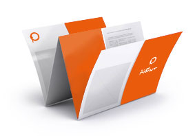 Falzflyer/Faltblätter, horizontaler Zickzack-Kreuzbruchfalz